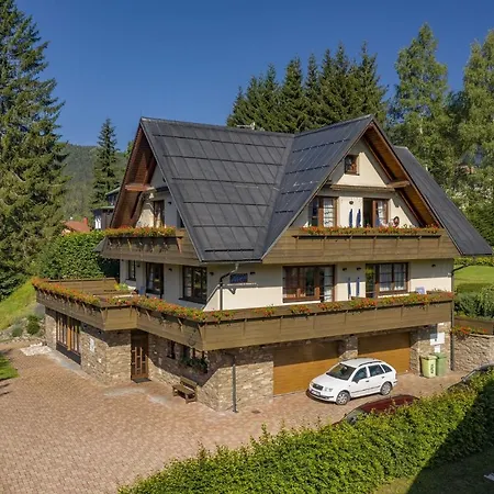 Aspen Penzion 3*